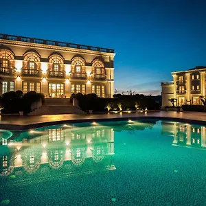 Hotel Royal Hill, Vore